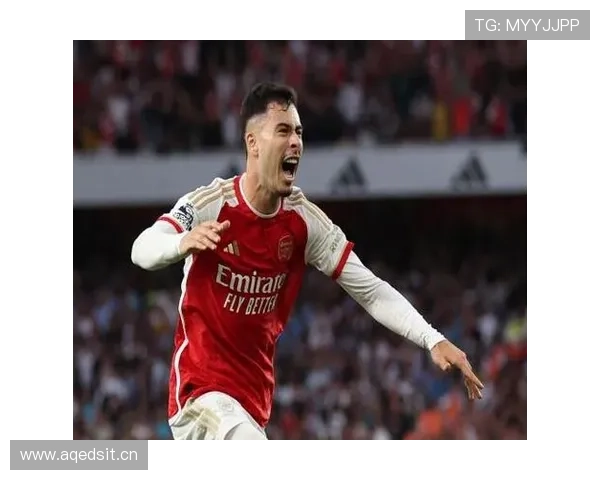 马丁内利面对顶级后卫的持续威胁制造方式解析 马丁内利面对顶级后卫的持续威胁制造方式解析