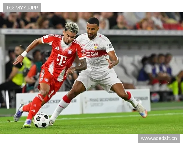 拜仁慕尼黑防守体系隐患显现：高压策略失位问题对赛季走势形成制约