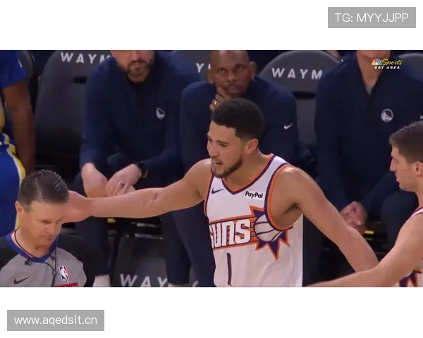 布克单打制敌占优，三分回合效率逊色库里